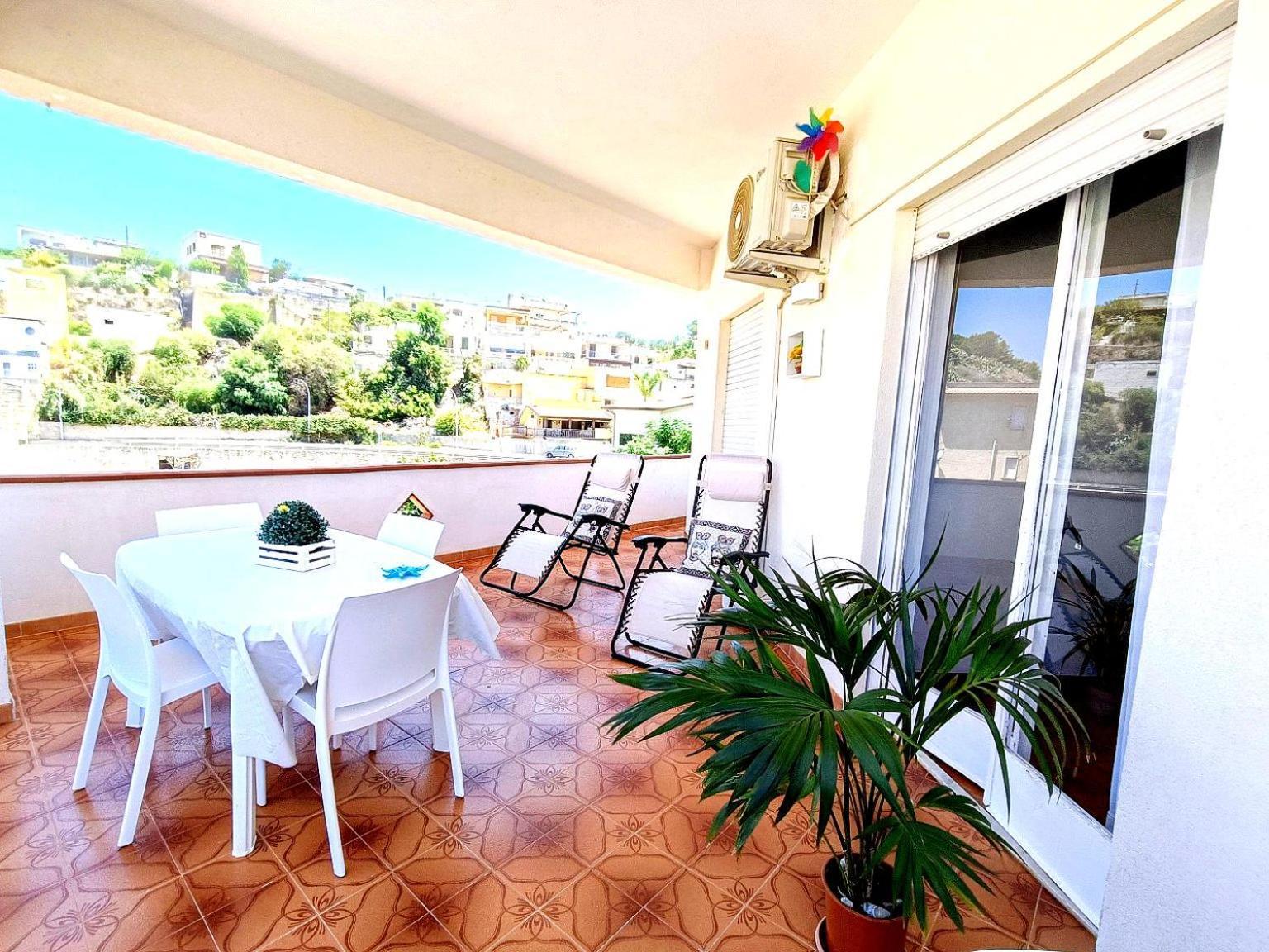 אלקאמו " Limoncello" Appartamento A 150 M Dal Mare ! Perfetto Per Famiglie E Coppie מראה חיצוני תמונה